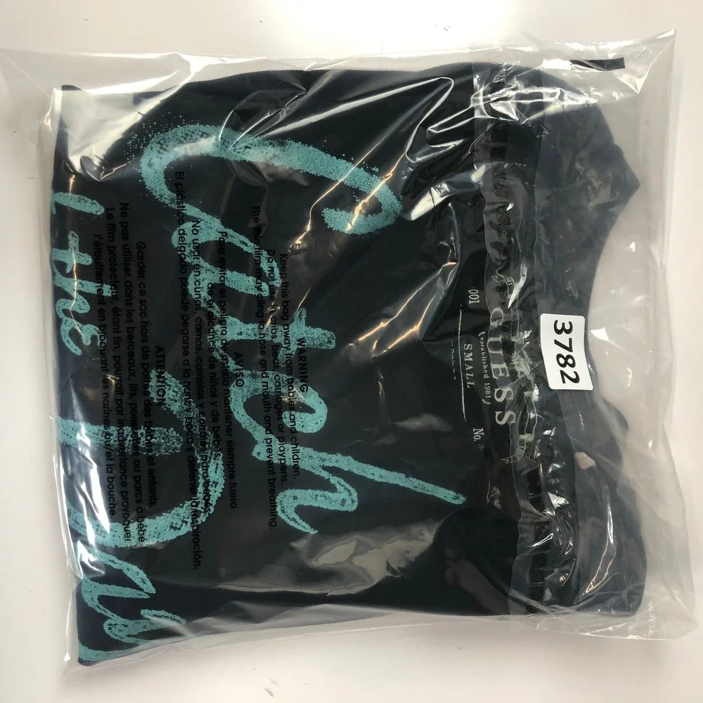 GUESS Catch‎ of the Day Black T-Shirt Size S - Picture 9 of 9